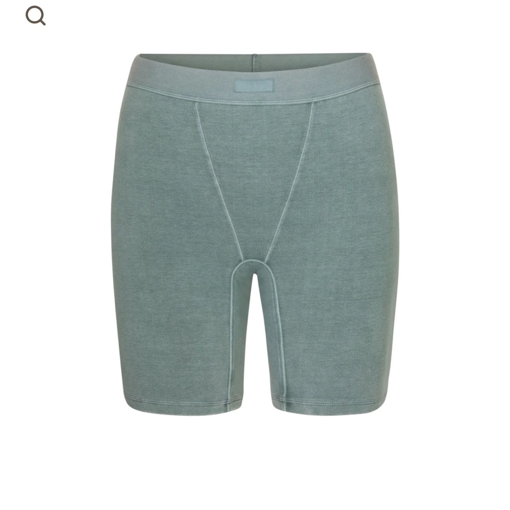 Skims outdoor shorts in Blue Chalk